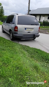 Chrysler Voyager do przewozu osób niepełnosprawnych