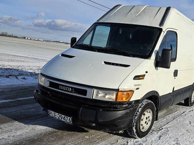 Iveco Daily 35S12 2.3 diesel 2002r średniak !!!