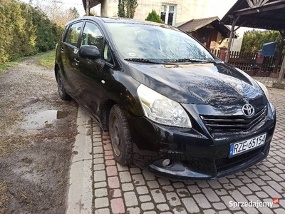 Toyota Verso 2010 2.0 diesel od właściciela