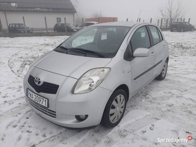 Toyota Yaris II 1.4 D4D diesel 90km klima