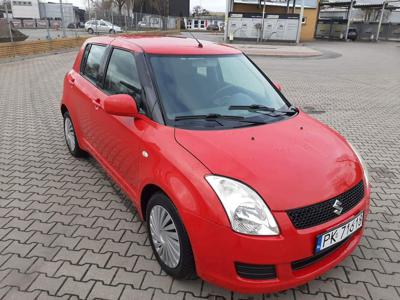 Suzuki Swift 1,3 benzyna, salon Polska