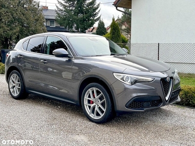 Alfa Romeo Stelvio 2.0 Turbo 16V AT8-Q4 First Edition