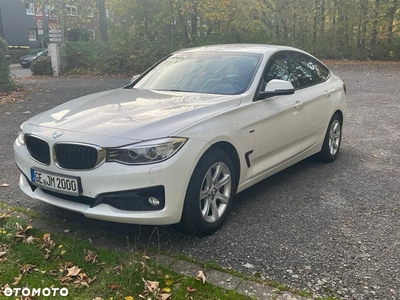 BMW Seria 3 318d Sport Line EU6