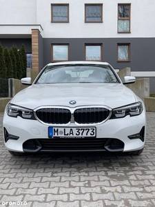 BMW Seria 3 318i