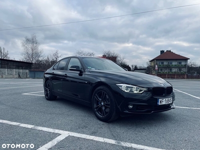 BMW Seria 3 318i Advantage