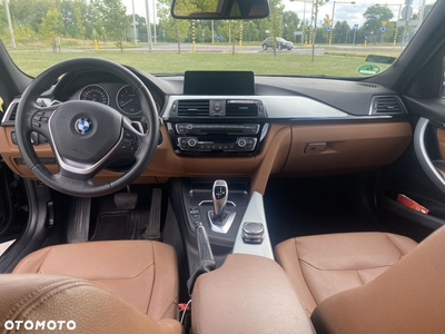 BMW Seria 3 320d Luxury Line