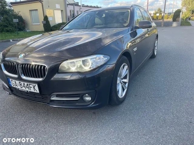 BMW Seria 5 520d Luxury Line