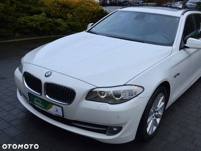 BMW Seria 5 525d Touring Sport-Aut