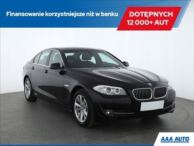 BMW Seria 5 F10-F11 Limuzyna 520d 184KM 2011