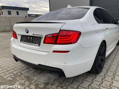 BMW Seria 5 M550d xDrive Sport-Aut