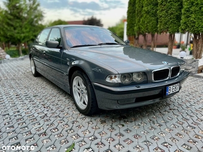 BMW Seria 7 740iL