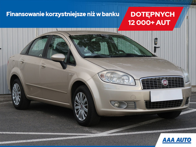 Fiat Linea Sedan 1.4 77KM 2012