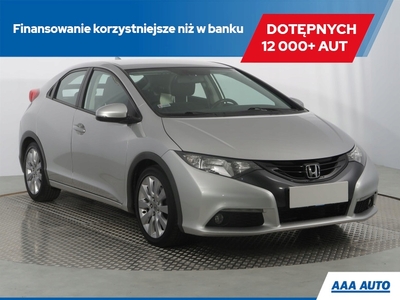 Honda Civic IX Hatchback 5d 1.8 i-VTEC 142KM 2013