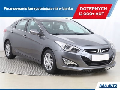 Hyundai i40 Sedan 1.6 GDI 135KM 2013