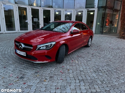 Mercedes-Benz CLA 180 7G-DCT