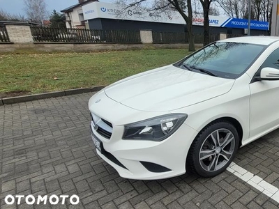 Mercedes-Benz CLA 180