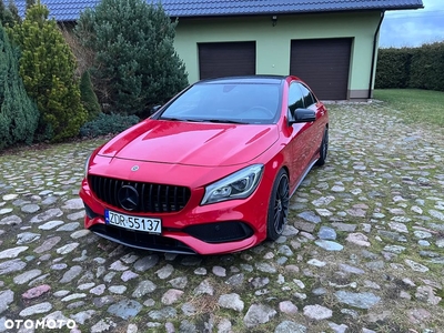 Mercedes-Benz CLA 250 7G-DCT AMG Line