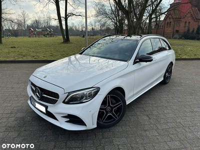 Mercedes-Benz Klasa C 180 d T 9G-TRONIC AMG Line