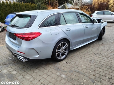 Mercedes-Benz Klasa C 220 d T 9G-TRONIC AMG Line