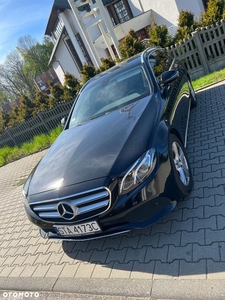 Mercedes-Benz Klasa E 200 T CGI BlueEFFICIENCY Automatik Avantgarde