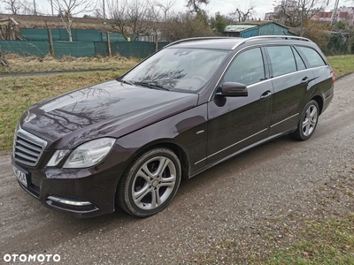 Mercedes-Benz Klasa E 220 CDI BlueEff Avantgarde