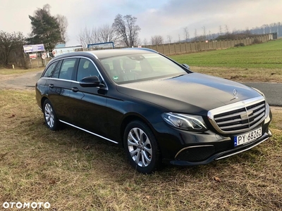 Mercedes-Benz Klasa E 220 d T 9G-TRONIC Exclusive