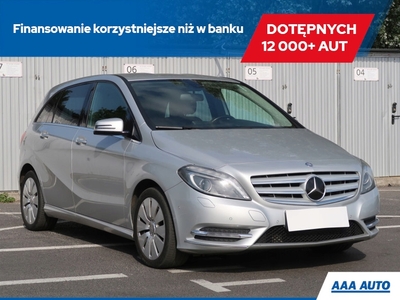 Mercedes Klasa B W246 Sports Tourer 180 CDI BlueEFFICIENCY 109KM 2013