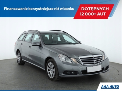 Mercedes Klasa E W212 Kombi 200 CDI BlueEFFICIENCY 136KM 2011