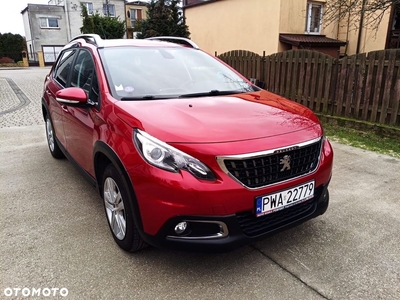 Peugeot 2008 1.2 Pure Tech GPF Signature S&S EAT6