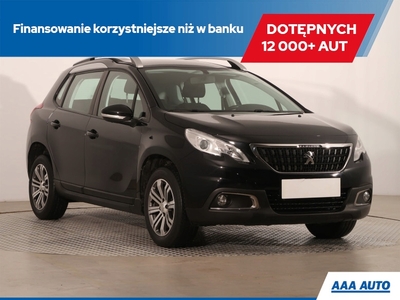 Peugeot 2008 I SUV Facelifting 1.2 PureTech 110KM 2016