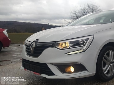 Renault Megane IV Nawigacja /Tempomat /Klimatronik /ŁADNA!!