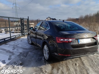 Skoda Superb 2.0 TDI Ambition DSG