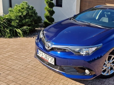 Toyota Auris II Touring Sports Facelifting 1.2 D-4T 116KM 2016