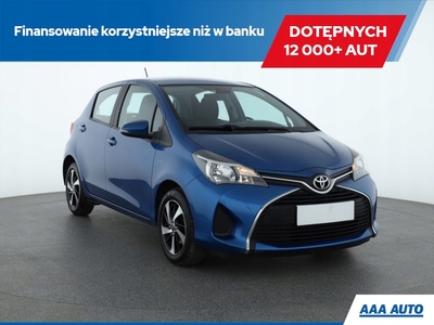 Toyota Yaris III Hatchback 5d Facelifting 1.0 VVT-i 69KM 2015