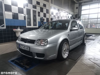 Volkswagen Golf IV 3.2 R32 4Mot