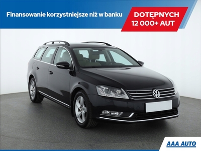 Volkswagen Passat B7 Variant 2.0 TDI CR DPF BlueMotion 170KM 2011