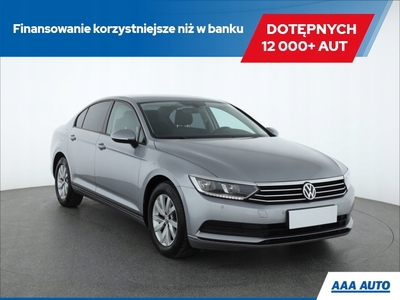 Volkswagen Passat B8 Limousine 2.0 TDI BlueMotion Technology 150KM 2018