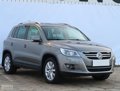 Volkswagen Tiguan , Salon Polska, Serwis ASO, Skóra, Xenon, Bi-Xenon,