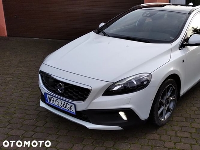 Volvo V40 Cross Country D4 Geartronic Ocean Race