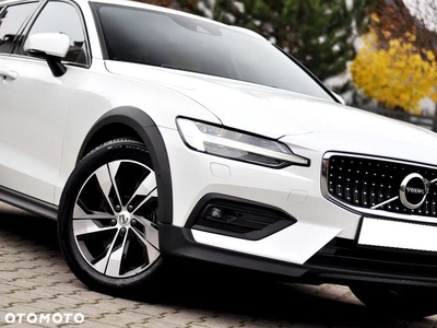 Volvo V60 Cross Country Pro D4 AWD