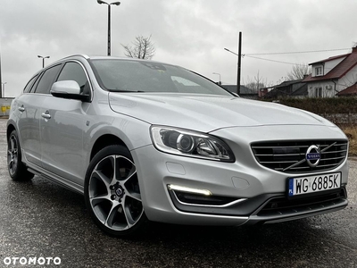 Volvo V60 D5 AWD Geartronic Ocean Race