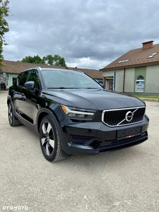 Volvo XC 40 T5 AWD Momentum