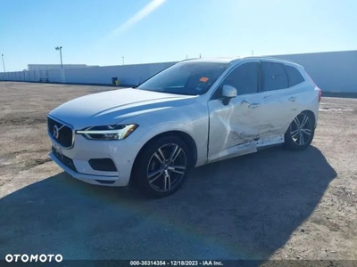 Volvo XC 60 T5 AWD Momentum