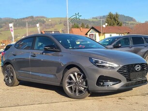 Hyundai i30 II 1.5 T-GDI 48V Smart DCT 1.5 T-GDI 48V Smart DCT 140KM