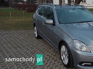 Mercedes-Benz E-Klasa E 200 T BlueEfficiency