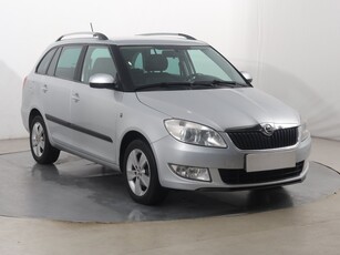 Skoda Fabia II , Navi, Klima, Tempomat, Parktronic,ALU