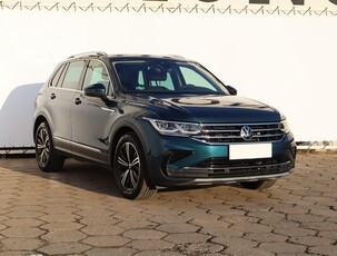 Volkswagen Tiguan , Salon Polska, Serwis ASO, DSG, Navi, Klimatronic, Tempomat,