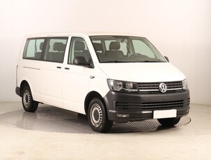 Volkswagen Transporter T6 , L2H1, 9 Miejsc