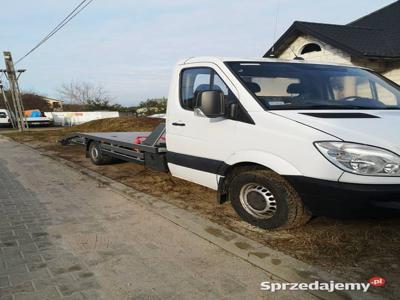 Mercedes sprinter 311CDI auto laweta 2006 rok