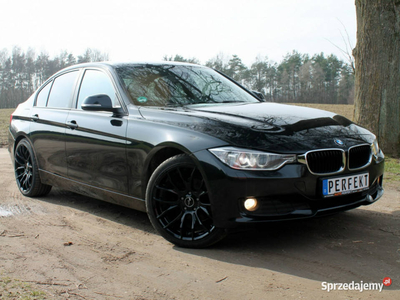 BMW 318 F30 2.0 D 143 KM LIMUZYNA Skrętny BIXENON Navi TEMP…